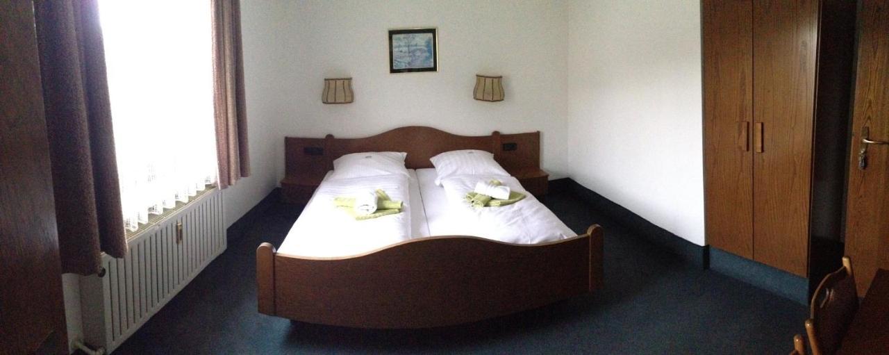 Goldene Rose Aparthotel Ebersbach an der Fils Exterior foto